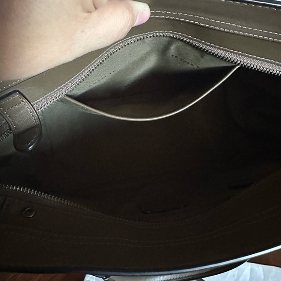 Coach Swagger 27 – Dark Fatigue Glovetanned Leather – Gunmetal Hardware - Picture 7 of 8